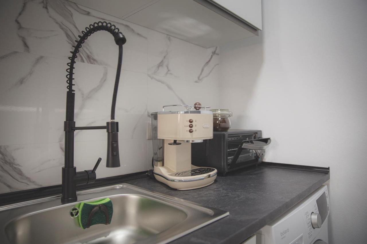 Acogedor Apartamento En Triana Севилья Экстерьер фото