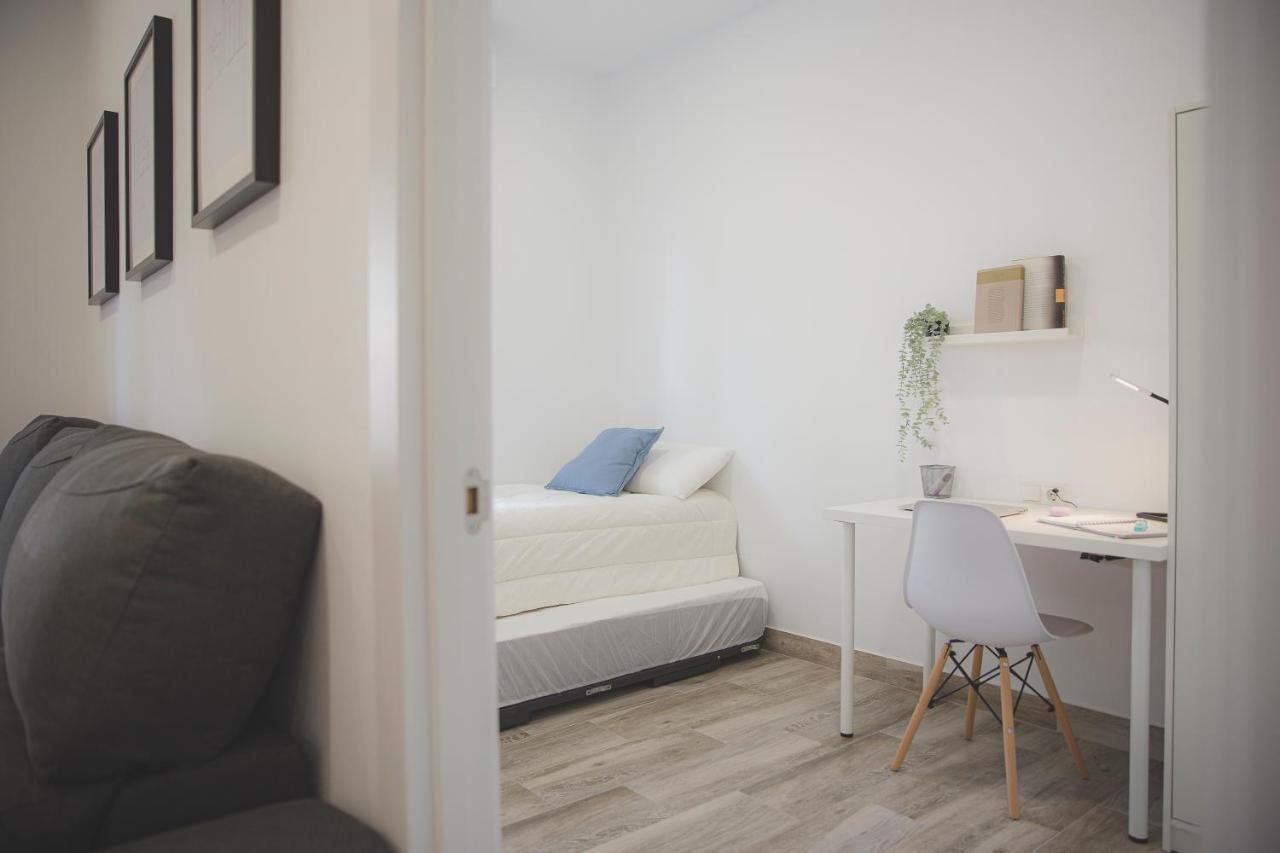Acogedor Apartamento En Triana Севилья Экстерьер фото