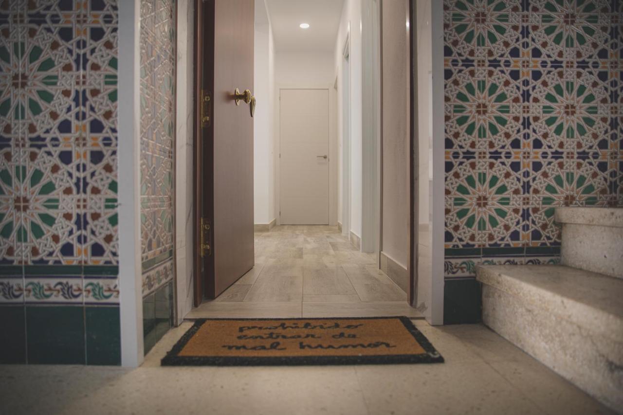 Acogedor Apartamento En Triana Севилья Экстерьер фото